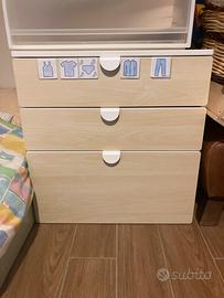 Cassettiera+portarotolo da disegno+letto basso