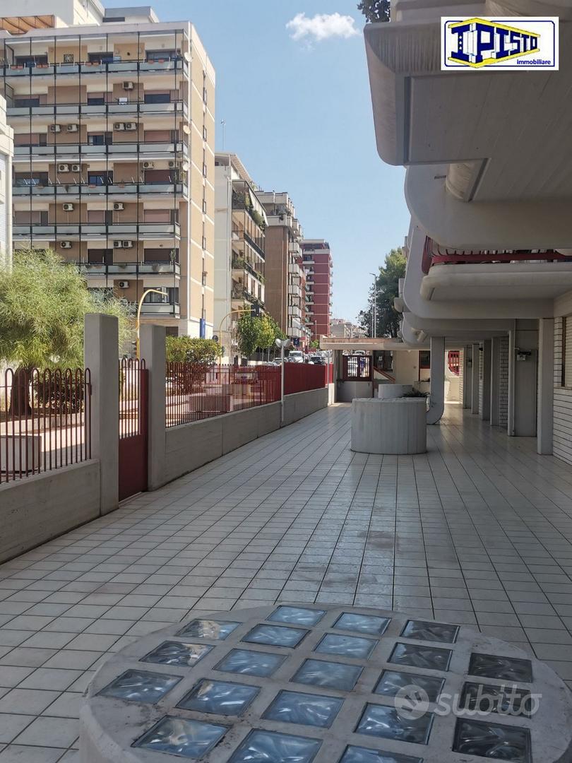 Trivani con posto auto Viale Virgilio - Vista 3