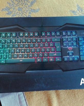 Tastiera trust avonn gxt 830 rw nuova