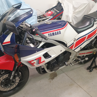 Yamaha Fz 400