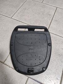 Piastra e attacco bauletto Givi Monolock-SR5611