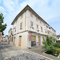 Palazzo a Valvasone Arzene (PN)