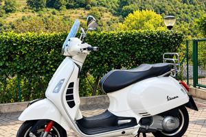 Vespa 300 GTS super sport ABS