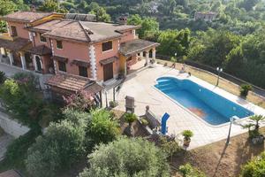 VILLA SINGOLA A PANNARANO