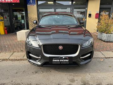 Jaguar F-Pace 2.0 D 180 CV AWD R-Sport