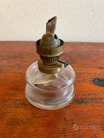 Lampada olio a candelabri e lanterne