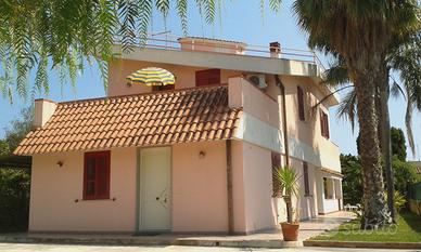 Fronte spiaggia a Lido di Noto