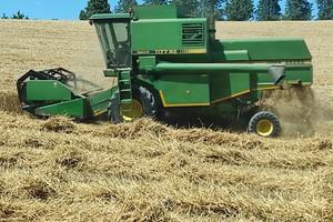 Mietitrebbia John Deere 1177 autollivellante