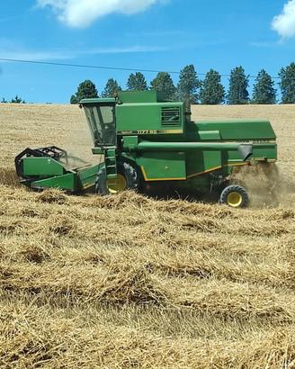 Mietitrebbia John Deere 1177 autollivellante