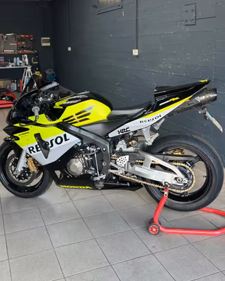 Honda cbr 600 rr