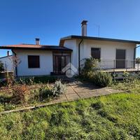 VILLA SINGOLA A SOLESINO