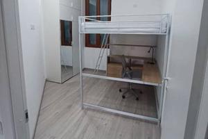 Ampia stanza privata in appartamento ristrutturato