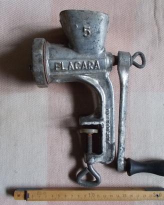 Tritacarne a manovella