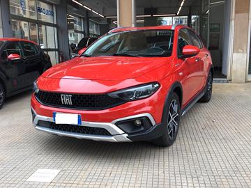 Fiat Tipo 1.5 Hybrid DCT 5 porte City Cross