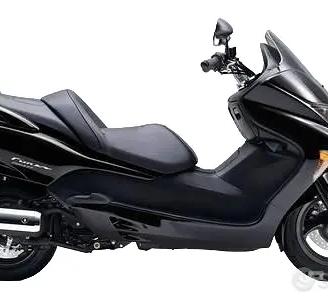 HONDA FORZA 250 RICAMBI
