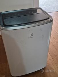 Climatizzatore portatile Electrolux exp26U338cw