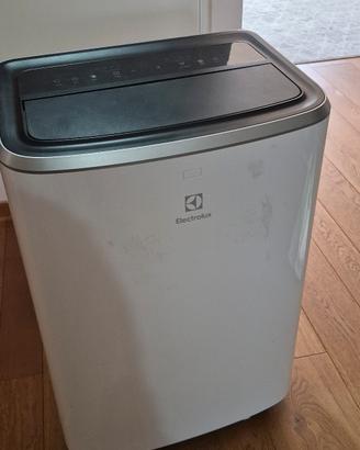 Climatizzatore portatile Electrolux exp26U338cw