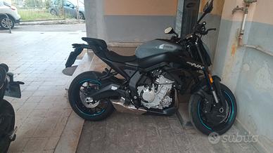 CF moto 675 NK  1400 km