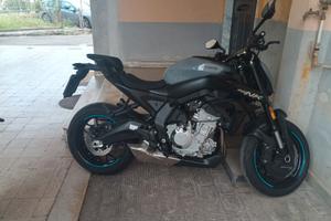 CF moto 675 NK  1400 km