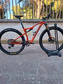 ORBEA OIZ M -MTB IN CARBONIO|XTR|DT SWISS XRC 1200