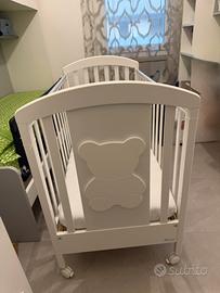 Lettino/Culla in legno bianco