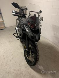 Benelli TRK 502 x