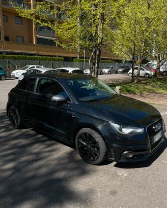 Audi A1/S1 , 1.2 benzina