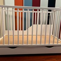 Lettino bimbo/a con sponde