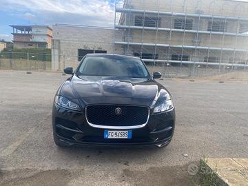 Jaguar F-Pace 2.0 D 180 CV AWD aut. Prestige 2016