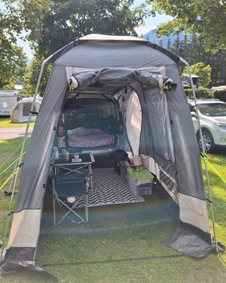 Tenda autoportante da attaccare alla macchina 