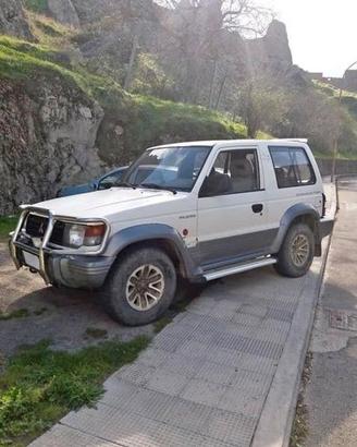  Mitsubishi Pajero 2500 td 1996 [PEZZI DI RICAMBIO