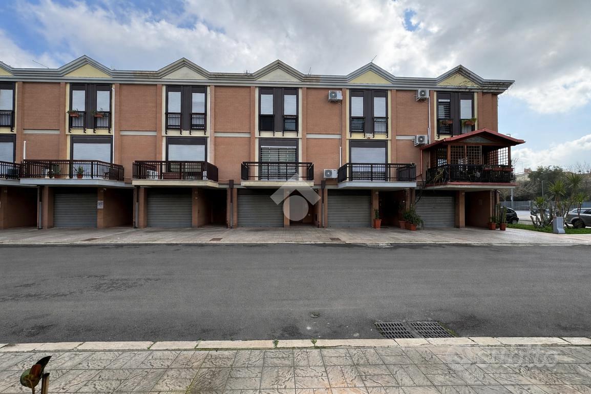VILLA A SCHIERA A FOGGIA