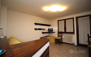 Monolocale con posto auto coperto