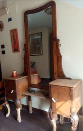 Mobile antico ballerina