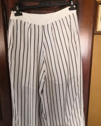 set pantaloni e camicetta 
