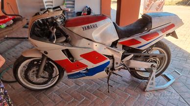Yamaha fzr 1000 exup