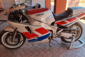 Yamaha fzr 1000 exup