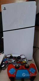 PS5 Slim 1 TB + Joystick + giochi in digitale