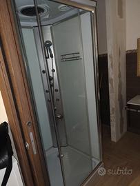 Doccia idromassaggio