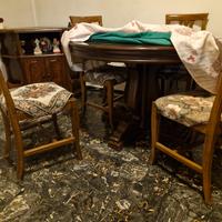 tavolo rotondo + 4 sedie in noce