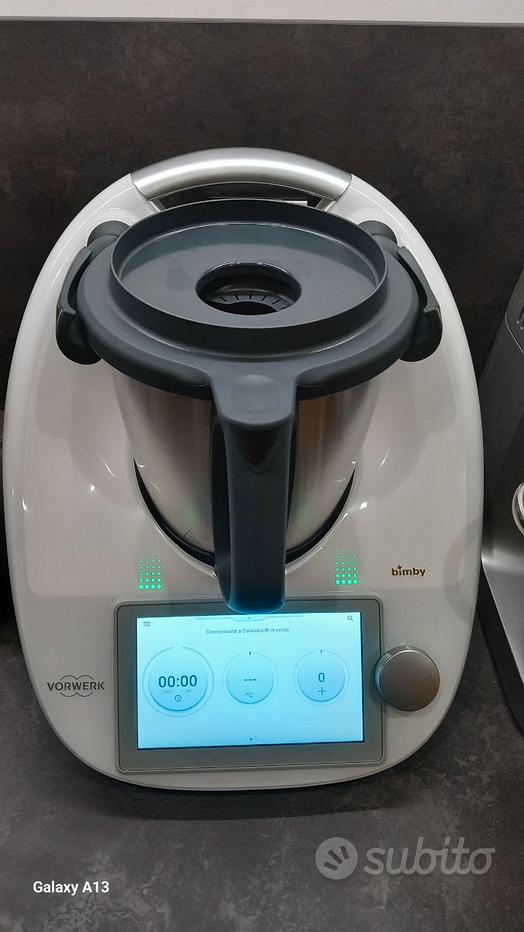 BIMBY TM5 VORWERK COMPLETO DI ACCESSORI VAROMA 12 MESI GARANZIA TM