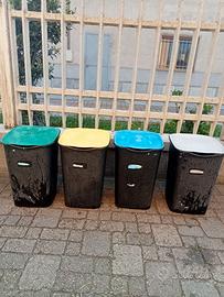 N. 4 bidoncini per raccolta differenziata