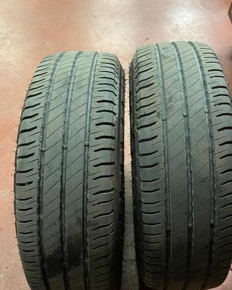 Pneumatici Michelin Agilis 3 - 225/70 R15 C