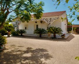 Marina di Ragusa - Villa con Giardino