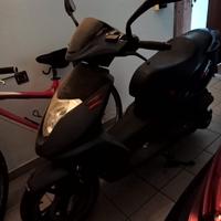 scooter Malaguti 150