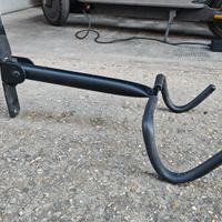 Staffa da muro per bici