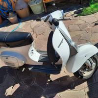 Vespa 50 special