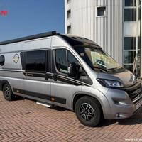 MALIBU VAN CHARMING GT SKYVIEW 640 LE