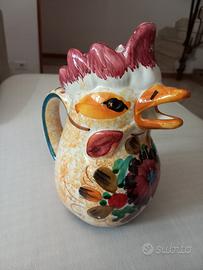 Brocca a forma di gallo ceramica Deruta 