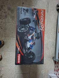 Radiocomando a scoppio scala 1:8